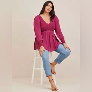 Torrid 0 Crinkle Gauze Berry Pink Smocked Babydoll Peplum V Neck Flowy Blouse